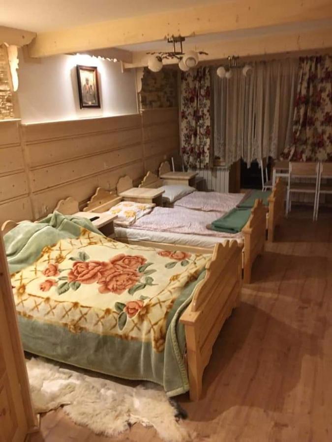 Goscinne Galijanka Na Gubalowce *